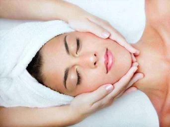 Facials at Moksham – The Fusion Spa in Bandra